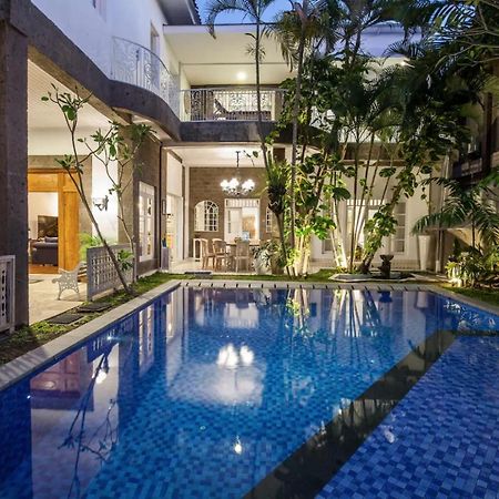 Villa Alexandra Seminyak Керобокан Екстер'єр фото